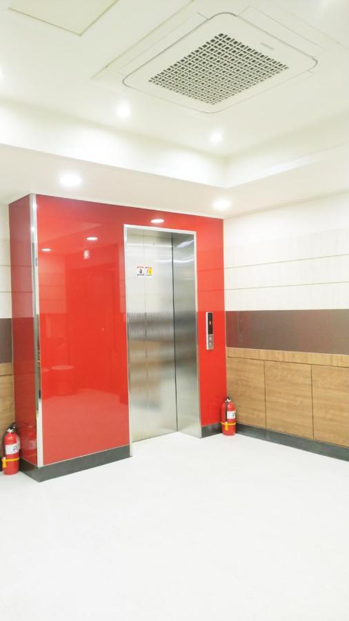 ג'גו Golden Park Hotel מראה חיצוני תמונה