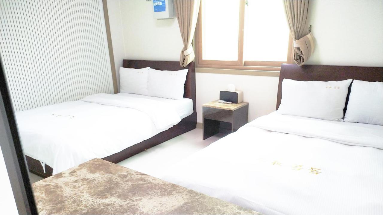 ג'גו Golden Park Hotel מראה חיצוני תמונה
